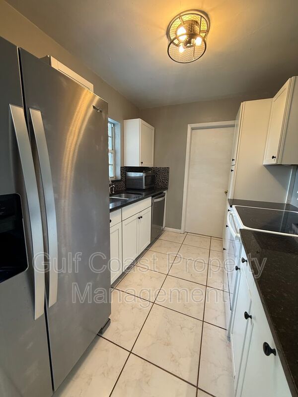 1545 Ransom Street property image
