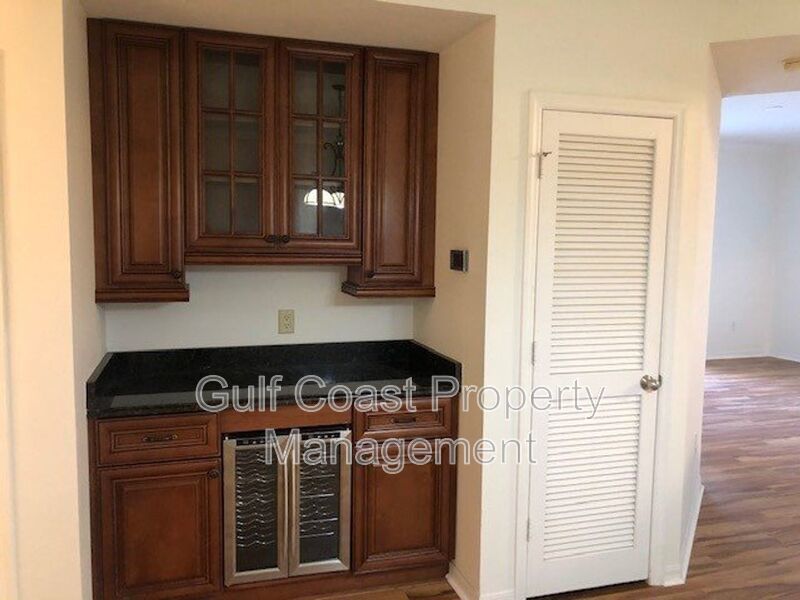 Beautiful First-Floor 3/3 Condo for Annual Rent in Las Palmas property image