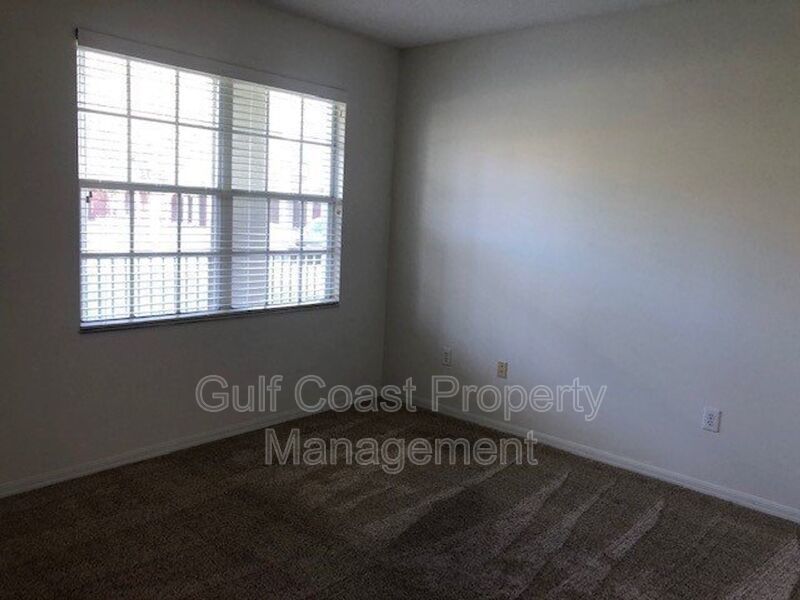 Beautiful First-Floor 3/3 Condo for Annual Rent in Las Palmas property image