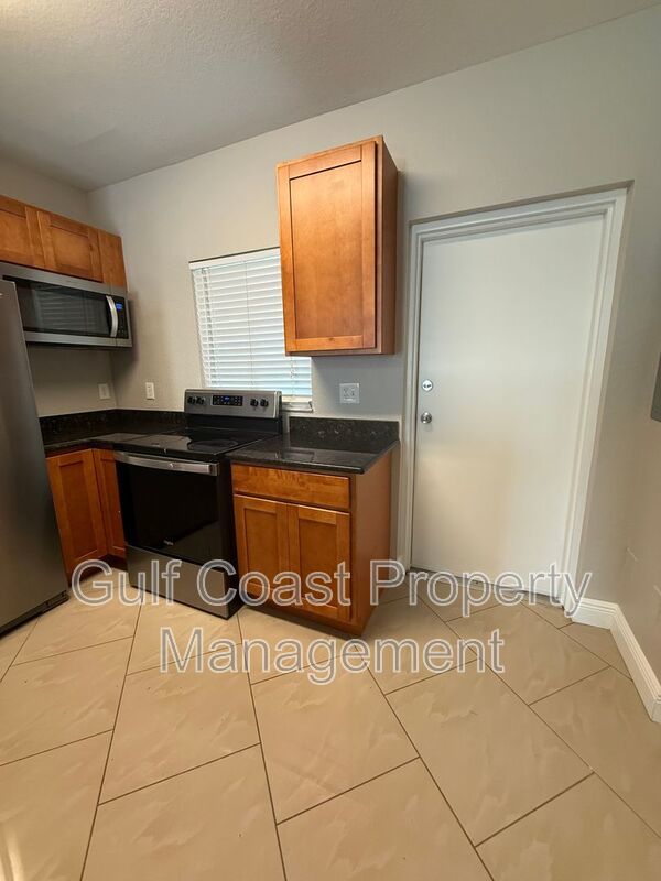 8555 Bernwood Cove Loop #103 property image