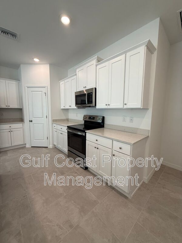 3844 Treasure Oak Way property image