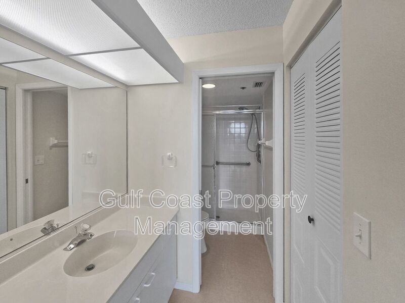 Annual Rental, Pinebrook Golf-Course View 2/2 Condo with Den, Resort-Style Amenities & Prime Location property image