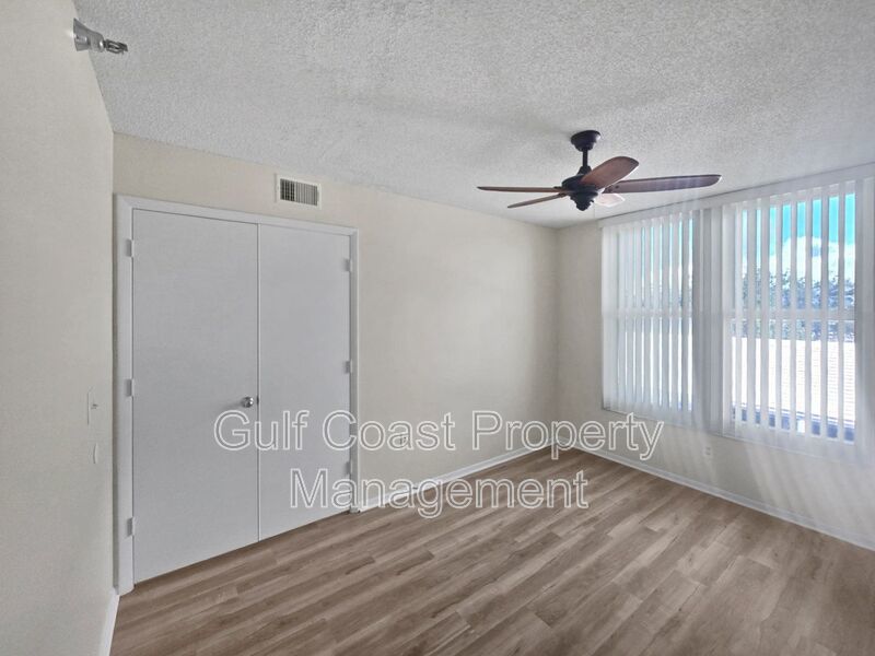 Annual Rental, Pinebrook Golf-Course View 2/2 Condo with Den, Resort-Style Amenities & Prime Location property image