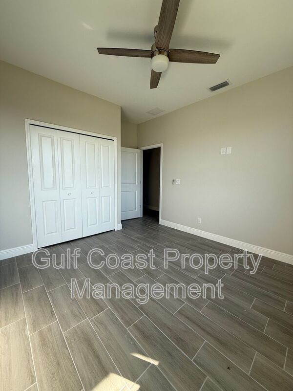 1229 NE 19th Ave property image