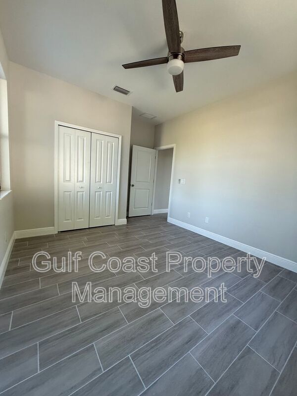 1229 NE 19th Ave property image