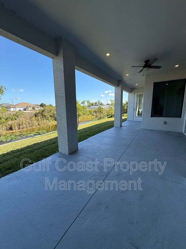 1229 NE 19th Ave property image