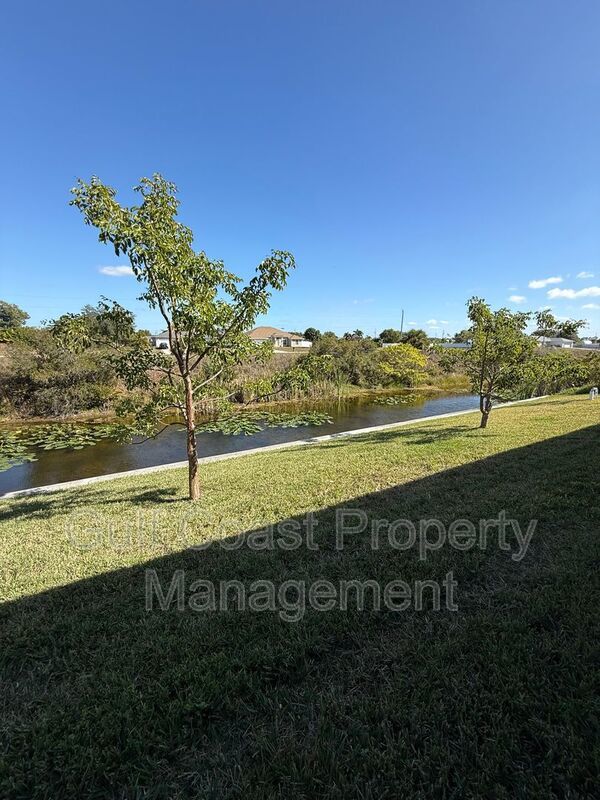 1229 NE 19th Ave property image