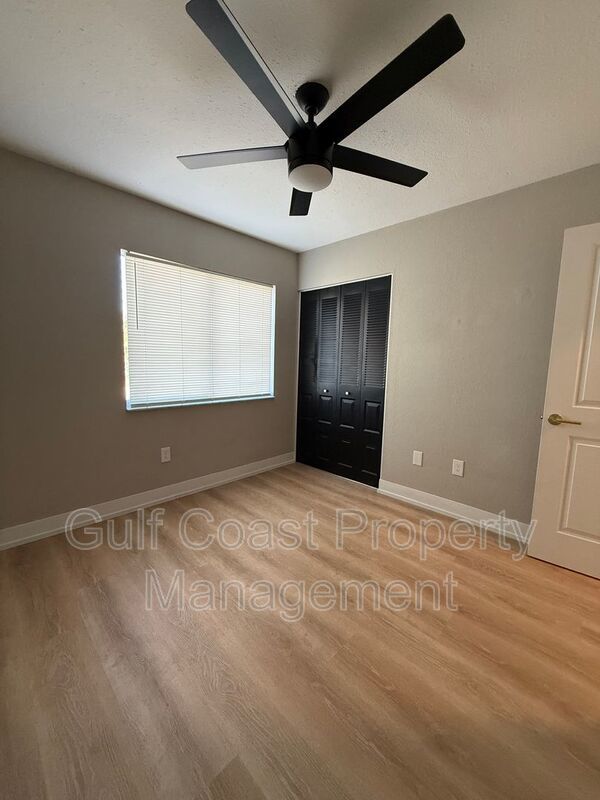 8127 Chesebro Ave property image