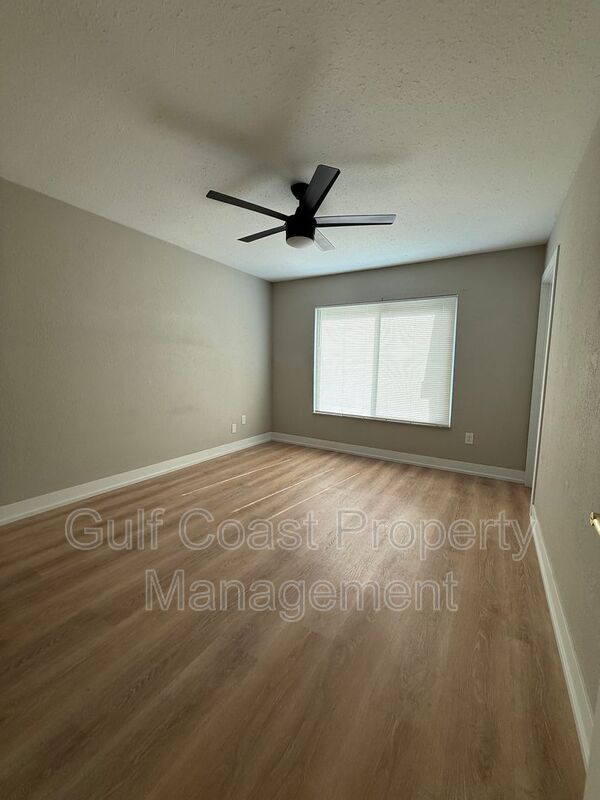 8127 Chesebro Ave property image