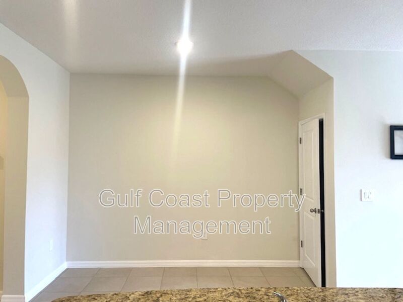 Gated Palmer Ranch Townhome Near Legacy Trail & Gulf Beaches property image