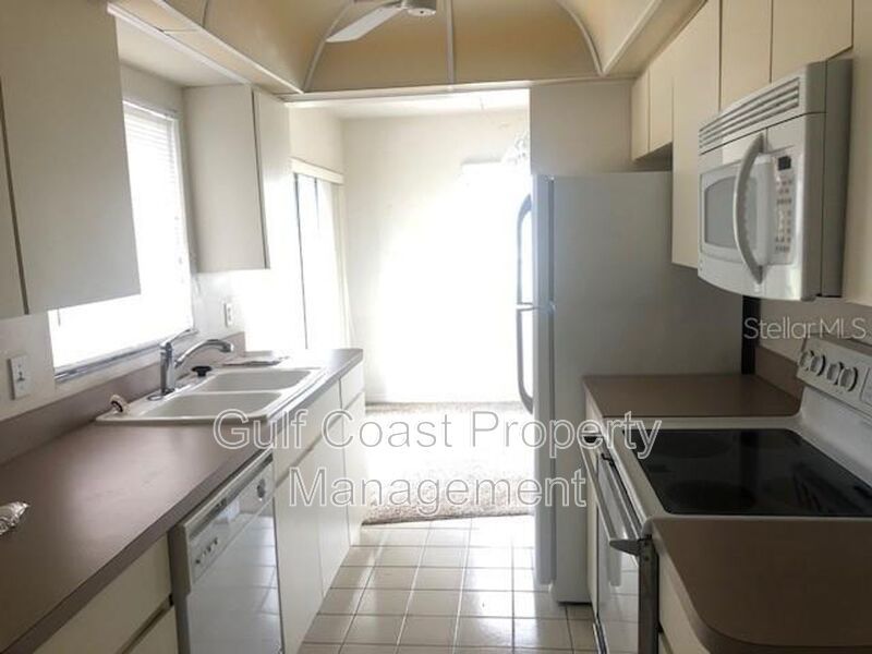 2/ 2 Condo in Quiet 55+ Community property image