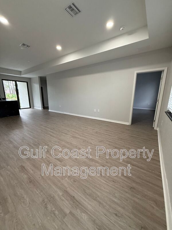 3315 53rd Street West property image