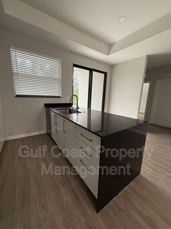 3315 53rd Street West property image