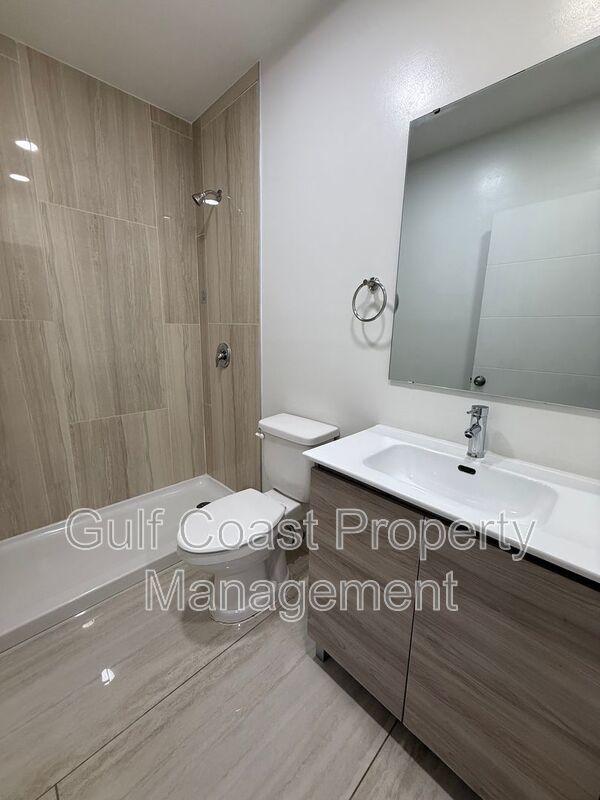 3315 53rd Street West property image