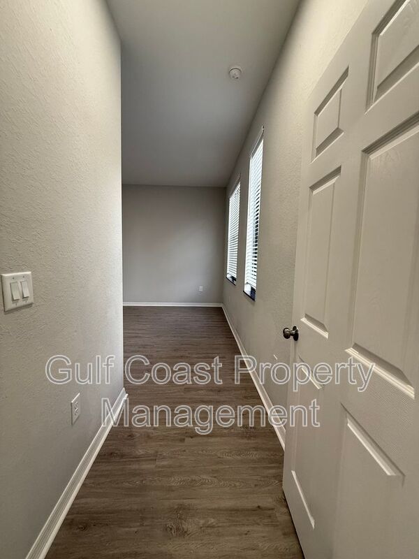 3315 53rd Street West property image