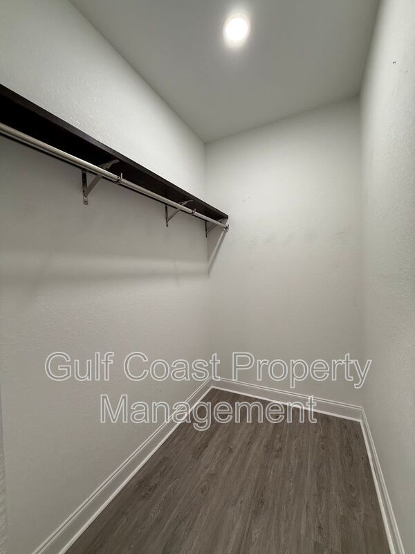 3315 53rd Street West property image