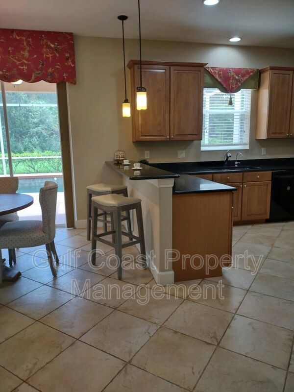 Annual 4-bedroom, 3 bath, Pool Home Backing to Preserve in Gated River Place property image