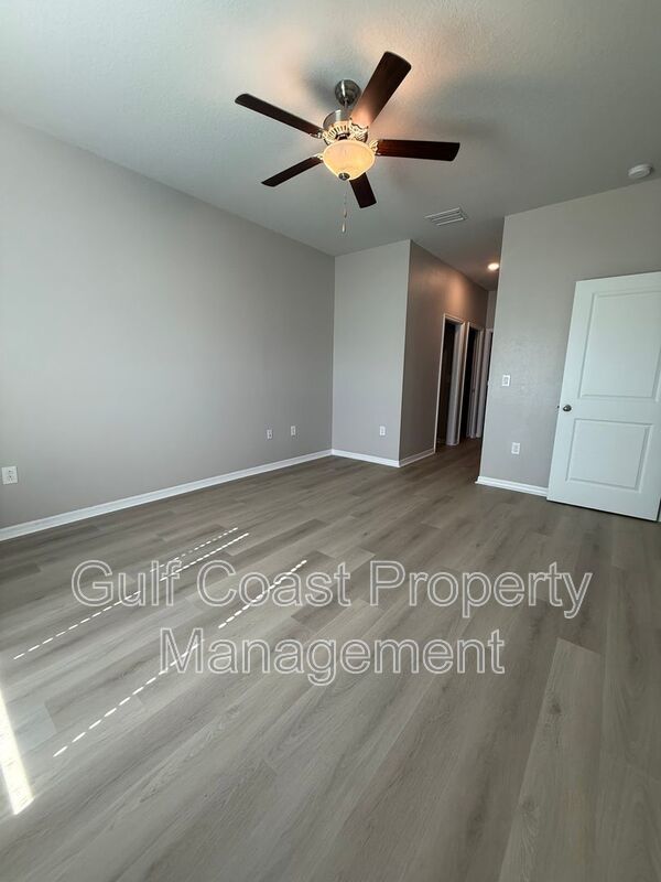 1716 NW 12th Terrace property image