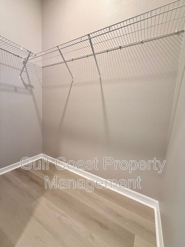 1716 NW 12th Terrace property image