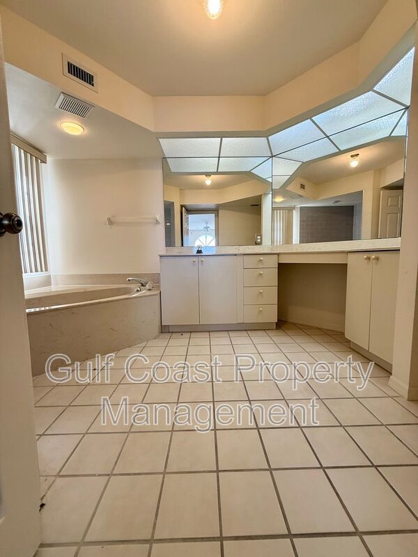 3640 Bal Harbor Blvd Apt 415 property image