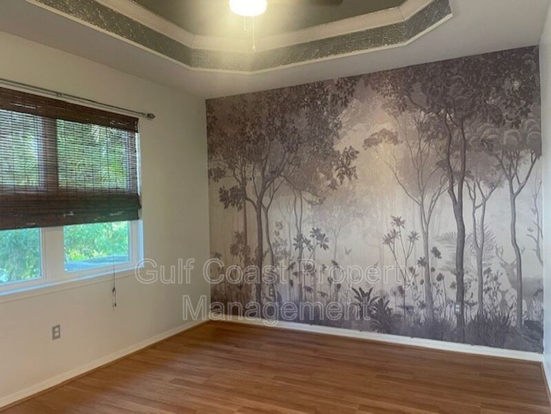 Beautifully Updated 3 Bedroom Home in Sought-After Central Sarasota property image