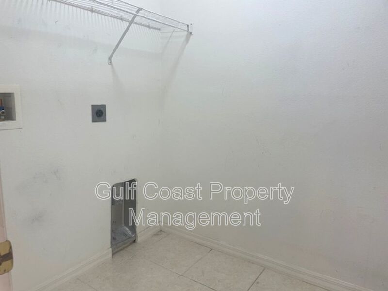 Beautifully Updated 3 Bedroom Home in Sought-After Central Sarasota property image