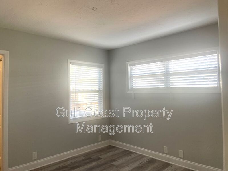 Charming Rental with Modern Upgrades and Spacious Fenced Yard property image