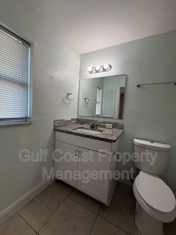 13802 2nd St property image