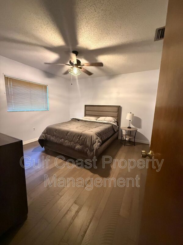 40 1st Ave Bottom Unit property image