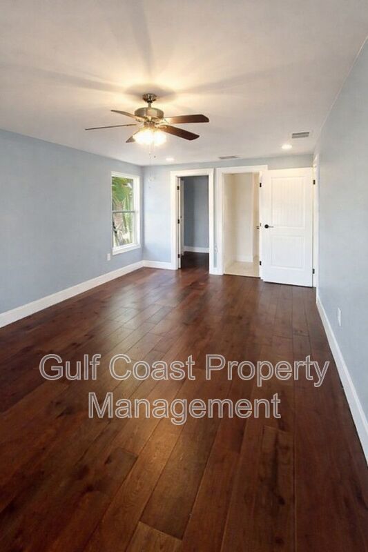 Beautifully Updated 2-Bedroom Annual Pool Home with Boat Parking – Cordova Lakes property image