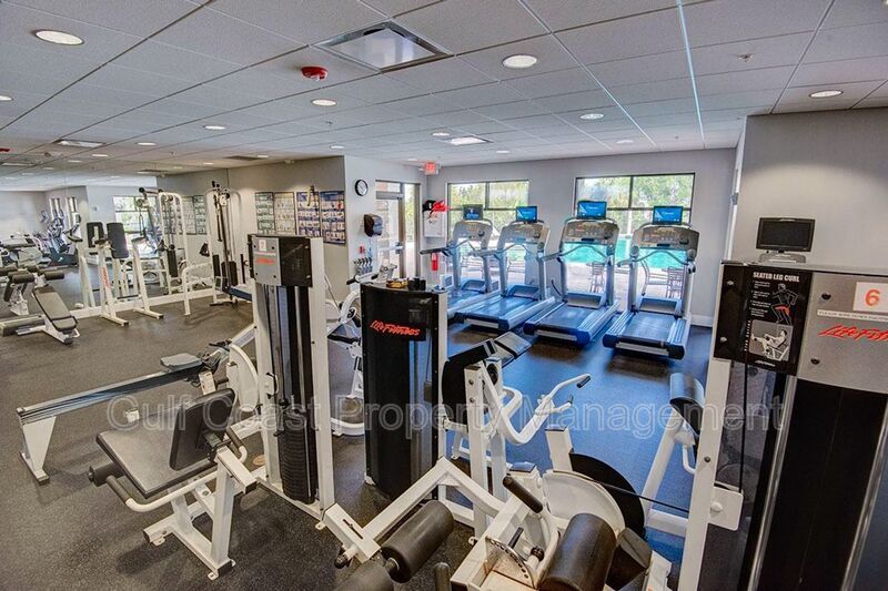 Annual Rental with Den and Two-Car Garage Located in Waterlefe with Golf and Water Views property image