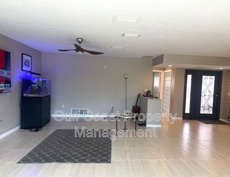 Boater’s Dream: Intracoastal Access, 10,000 lb Lift & Waterfront Firepit Nights property image