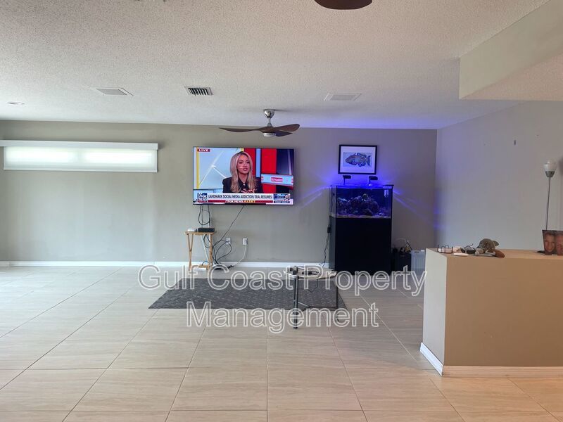 Boater’s Dream: Intracoastal Access, 10,000 lb Lift & Waterfront Firepit Nights property image