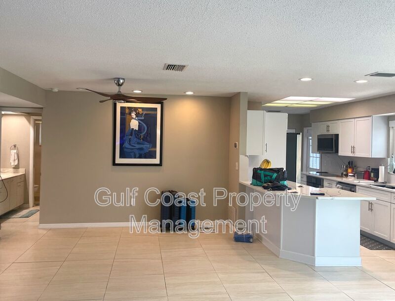 Boater’s Dream: Intracoastal Access, 10,000 lb Lift & Waterfront Firepit Nights property image