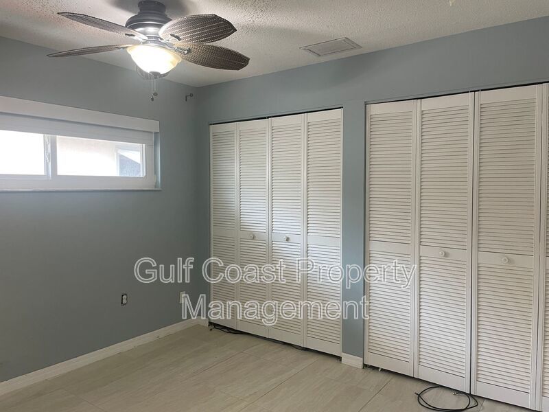 Boater’s Dream: Intracoastal Access, 10,000 lb Lift & Waterfront Firepit Nights property image