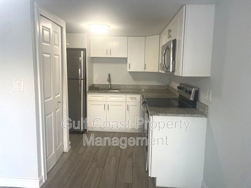 Charming 1-Bedroom Rental Close to Siesta Key Beach property image