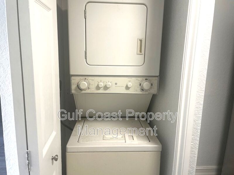 Charming 1-Bedroom Rental Close to Siesta Key Beach property image