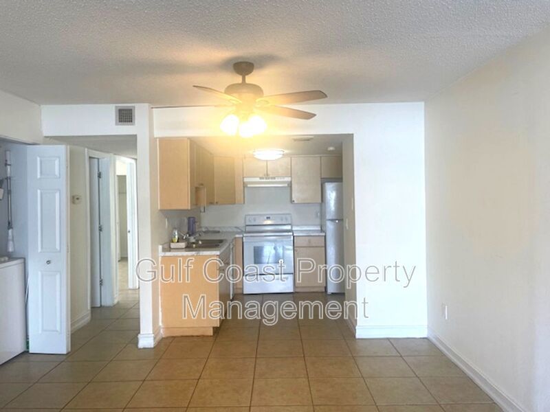 Spacious 3BR/2BA Condo Near Siesta Key Beach – Amenities Included! property image