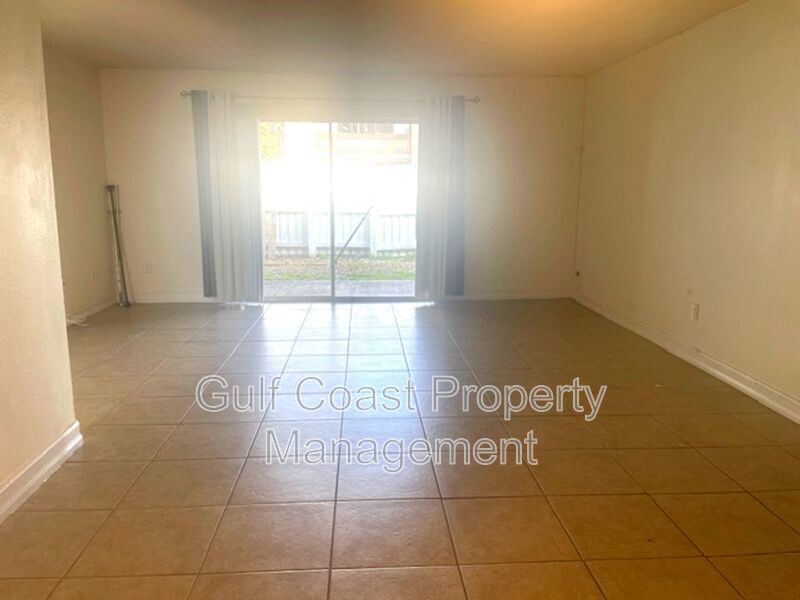 Spacious 3BR/2BA Condo Near Siesta Key Beach – Amenities Included! property image