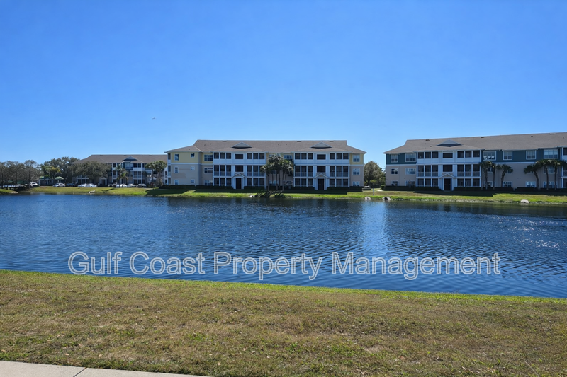 Annual Updated One Bedroom, Lakefront Condo in Gated Palms of Cortez – Ground Floor with Washer & Dryer property image