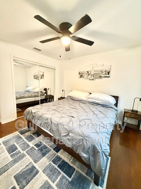 Stunning Furnished Pool him on Accessible Canal property image