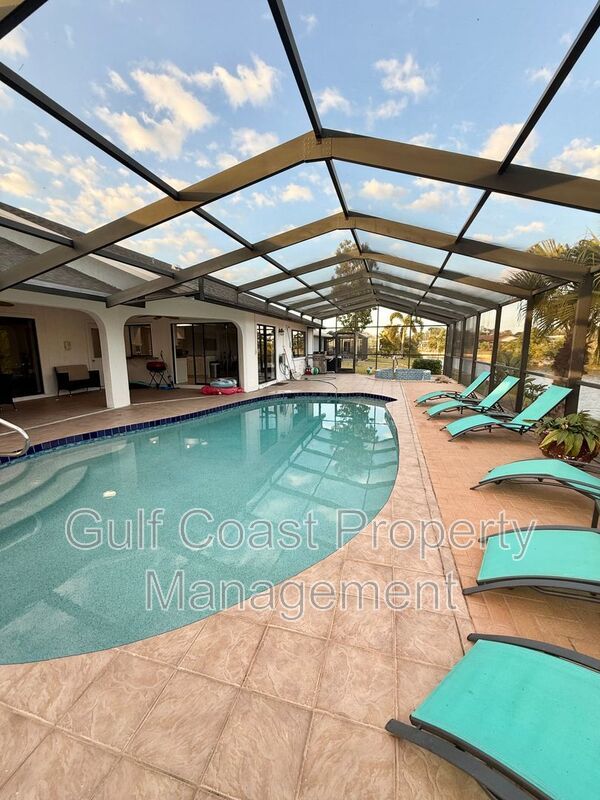 Stunning Furnished Pool him on Accessible Canal property image