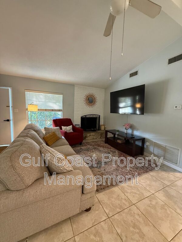 Single Family cottage property image