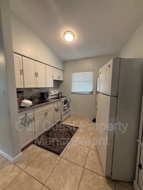 Single Family cottage property image