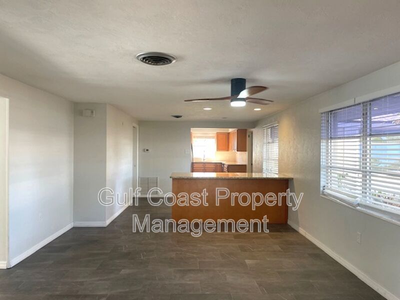 Beautiful 3-Bedroom Home with Lap Pool and Pet Friendly property image