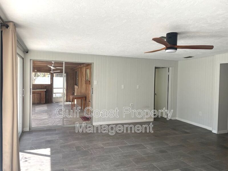 Beautiful 3-Bedroom Home with Lap Pool and Pet Friendly property image