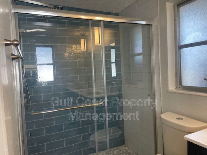 Beautiful 3-Bedroom Home with Lap Pool and Pet Friendly property image