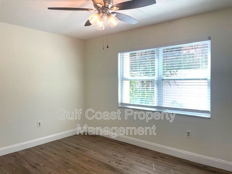Modern Renovated Condo in Prime Sarasota Location property image
