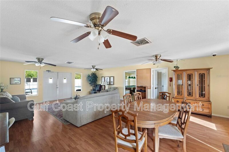 Modern Renovated Condo in Prime Sarasota Location property image