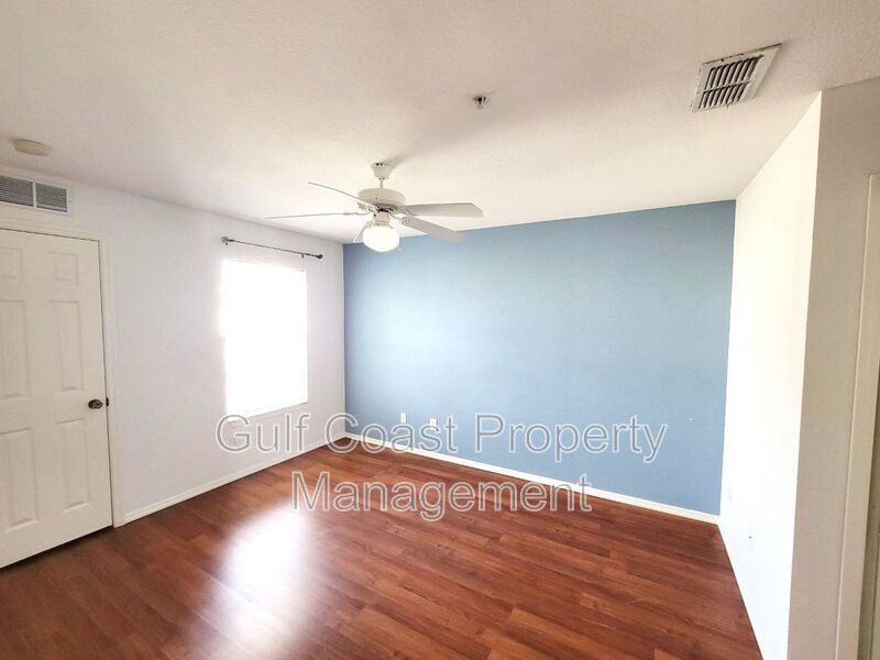 Charming One Bedroom, One Bath Condo in Gated Bay Pointe at Cortez property image